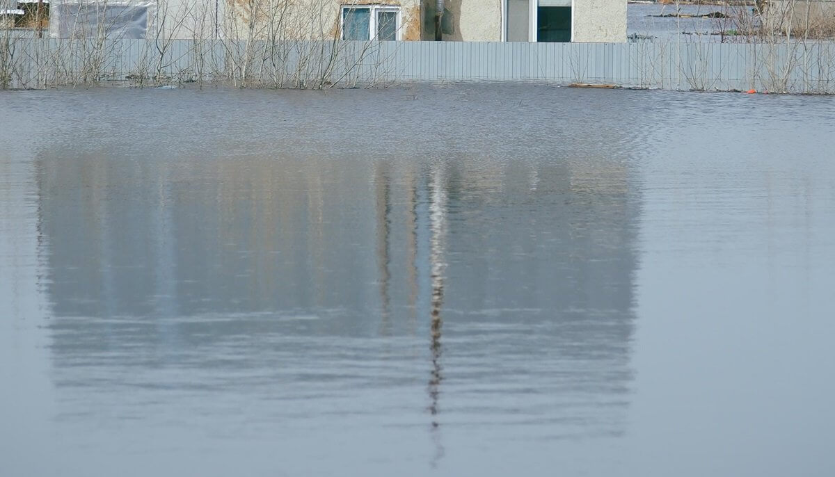 Село Сагиз Атырауской области ушло под воду