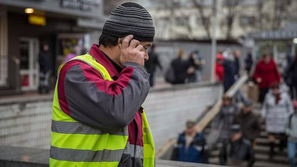 Почти 16 тысяч иностранных граждан трудятся в Казахстане