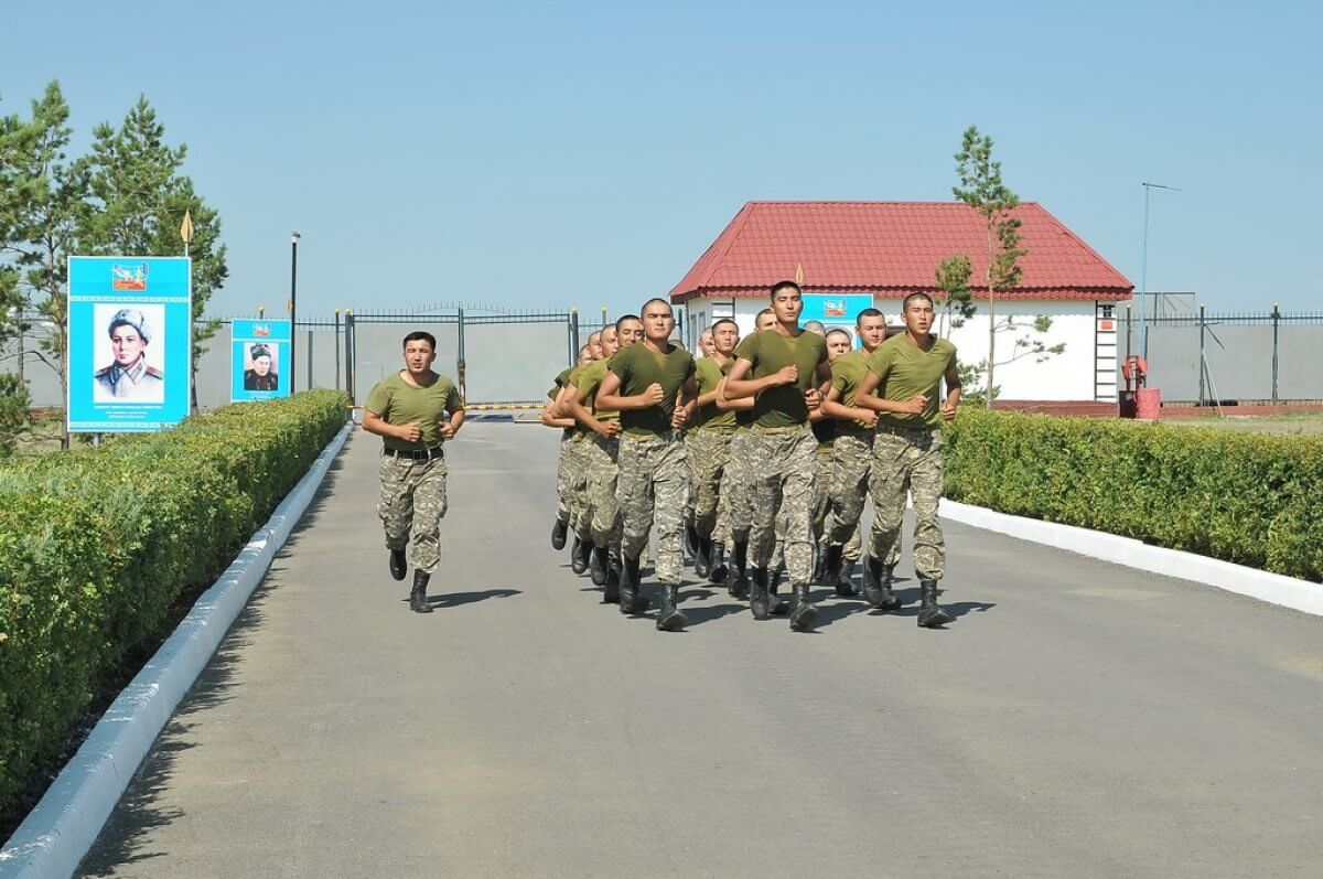 Перечень закрытых военных городков обновляют в Казахстане