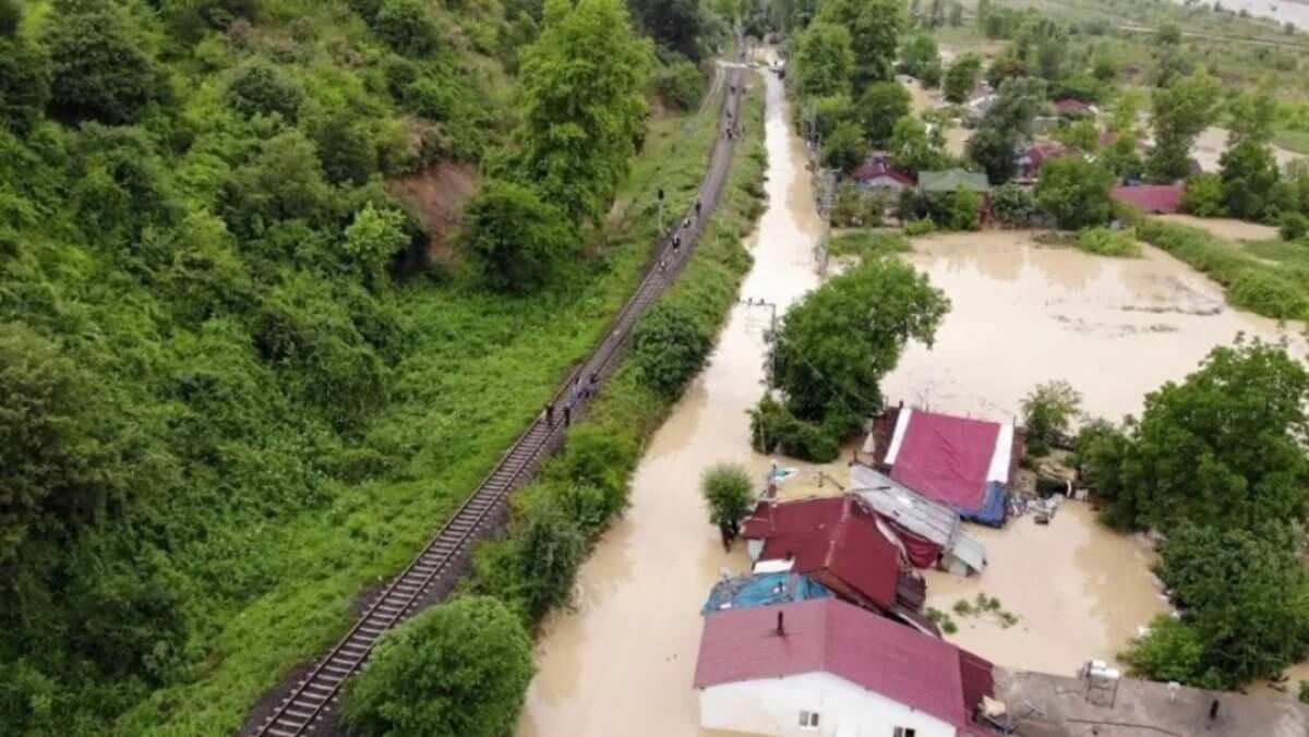 «Красный» уровень опасности объявлен в Турции из-за дождей