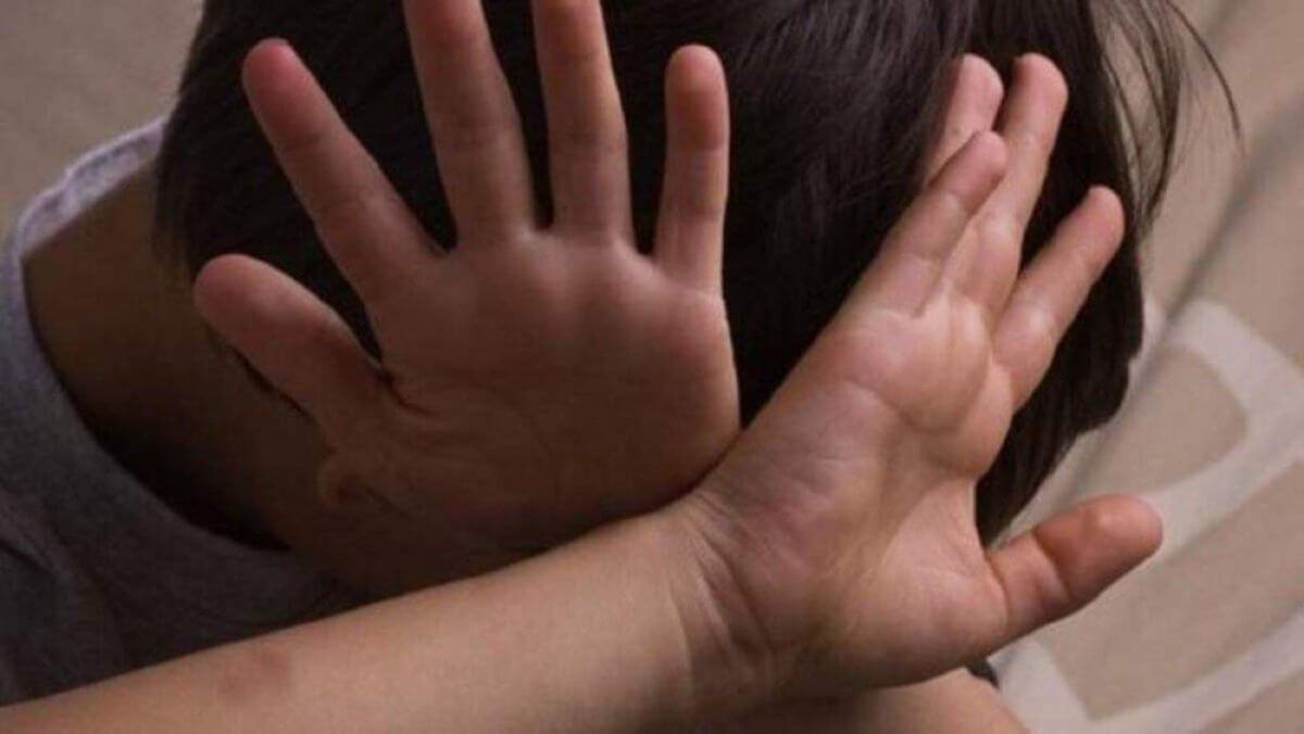 Видео отправили в Россию: сексуальные издевательства над детьми устроили  алматинские подростки
