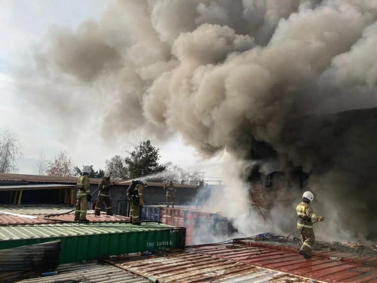 Посетители рассказали, что происходило во время пожара в кафе, где погибли 13 человек