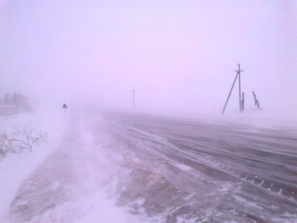 Пригородные маршруты Астаны остановили из-за плохой погоды