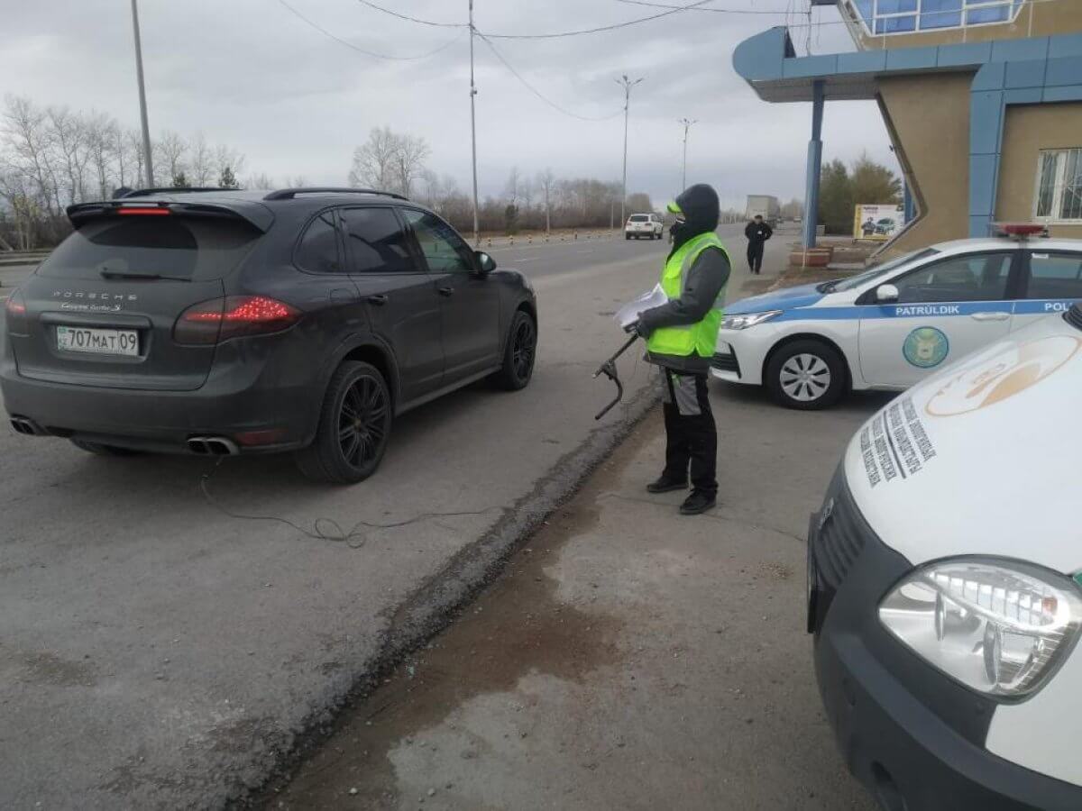 У каждого пятого авто в Астане выявили превышение токсичных выхлопных газов