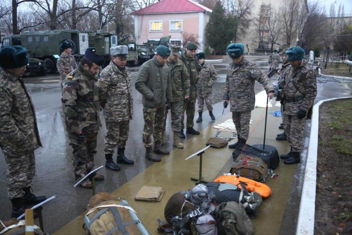 Комиссия ОБСЕ проверила воинские части десантно-штурмовых войск Казахстана (ФОТО)