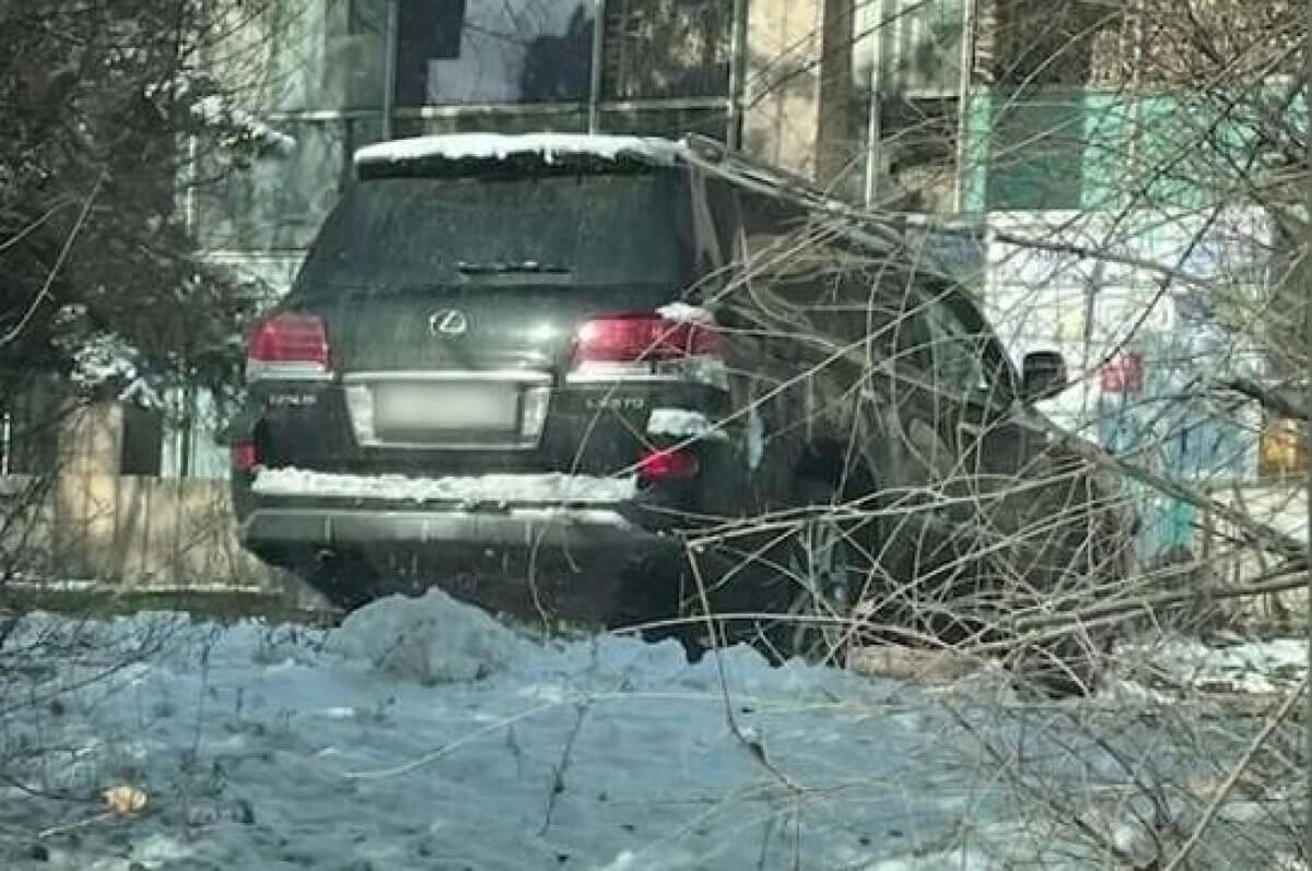 Угон дорогого внедорожника раскрыли в Алматы (ВИДЕО)