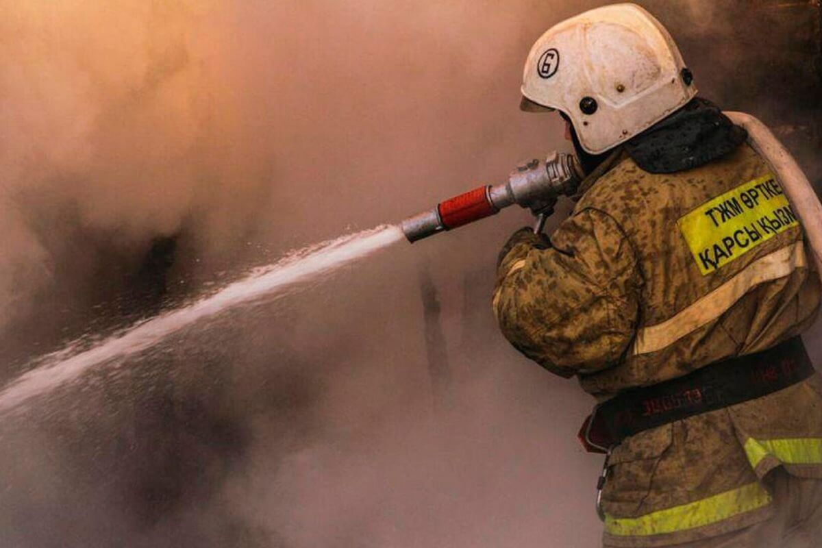 Страшная гибель малышей в пожаре в Жамбылской области: мать ушла, закрыв их дома одних