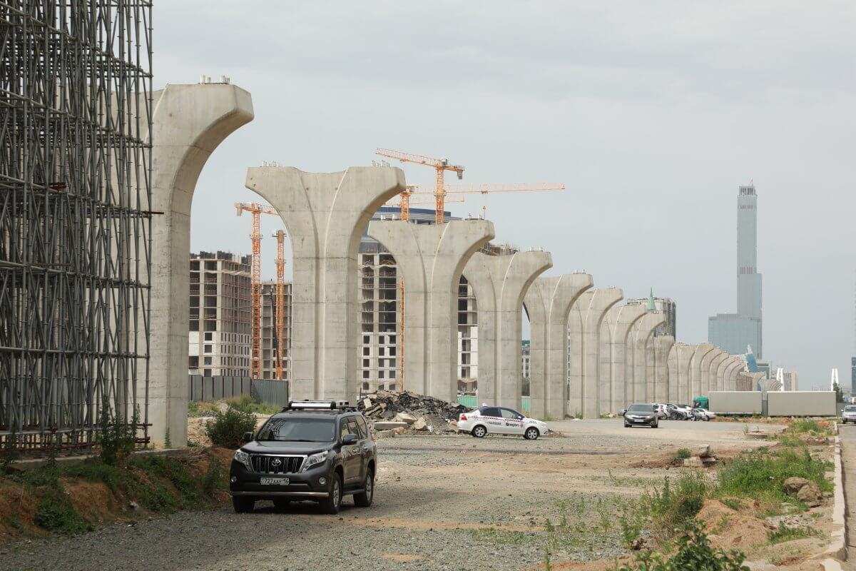 Никаких препятствий нет - аким Астаны о столбах LRT после смертельного ДТП