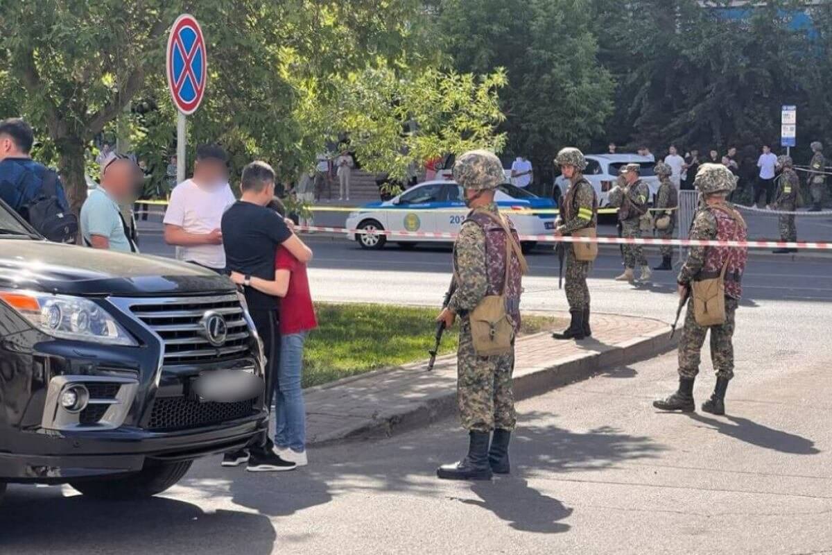 В суд Астаны поступило дело о захвате заложников в Kaspi Bank