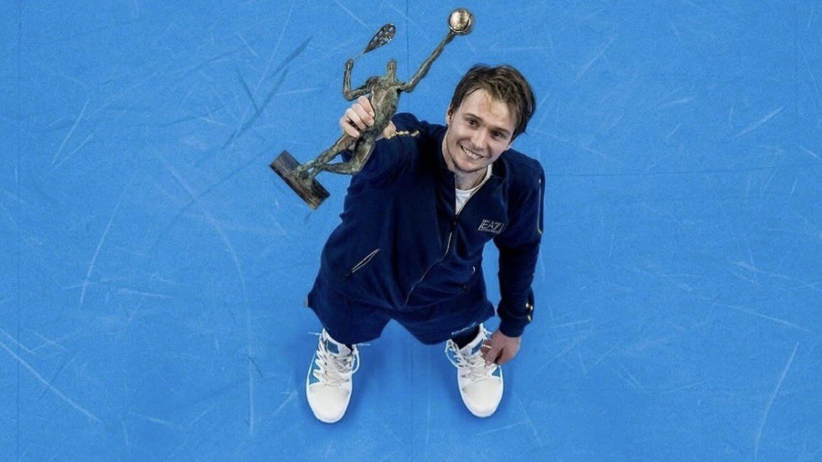 Бублик стал победителем турнира серии ATP 250 в Антверпене