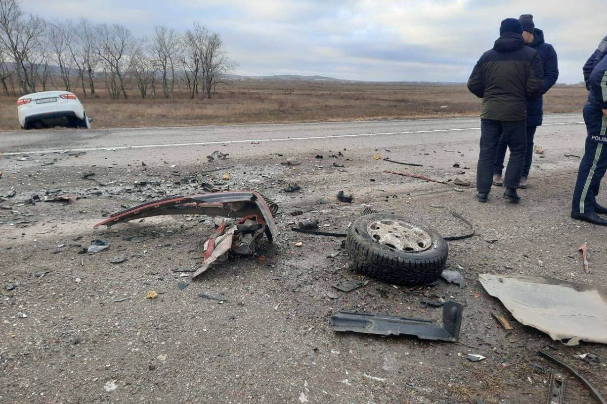 Водитель и пассажирка погибли в ДТП в Карагандинской области