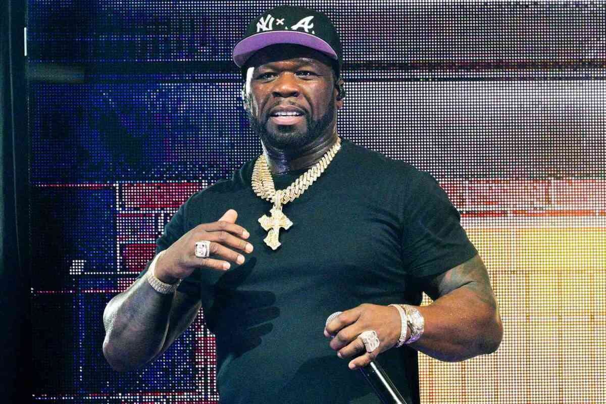 Легендарный рэпер 50 Cent прибыл в Алматы (ВИДЕО)