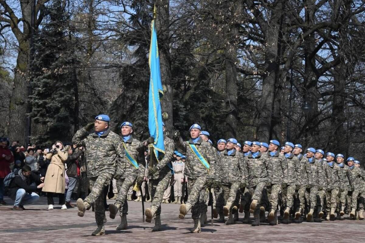 Казахстанских военнослужащих проводили на Голанские высоты