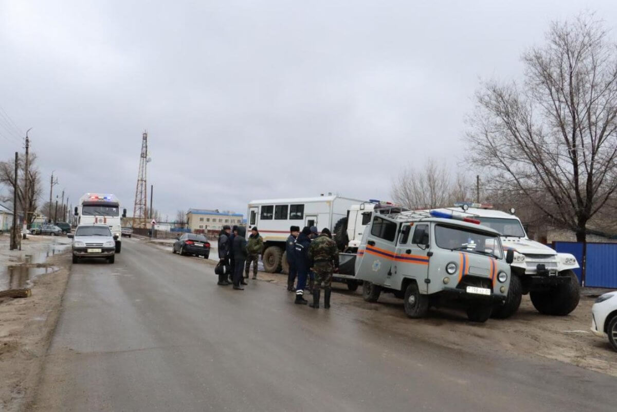 В затопленном Каратобинском районе ЗКО ввели режим ЧС