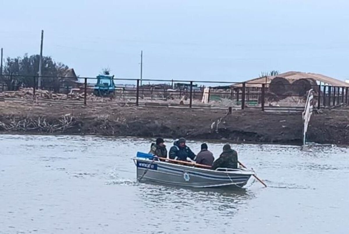 Ножом в грудь ранили спасателя в ЗКО