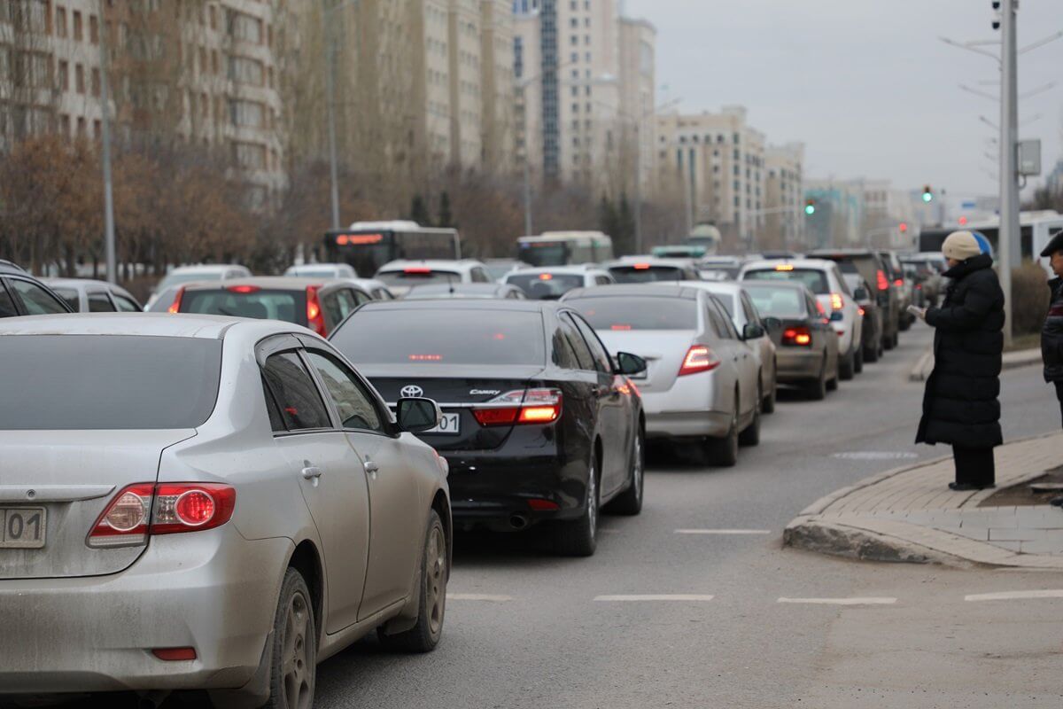 Парня, обманувшего глухонемого таксиста, нашли столичные полицейские