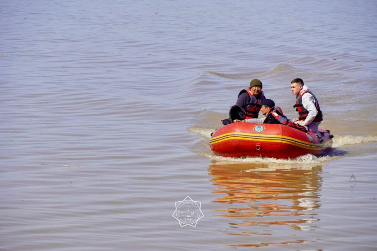 На западе Казахстана осложнилась ситуация с паводками из-за сбросов воды в России