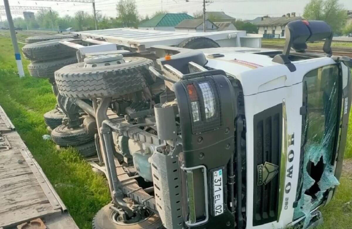 Отец семерых детей погиб во время отправки гумпомощи в Туркестанской области