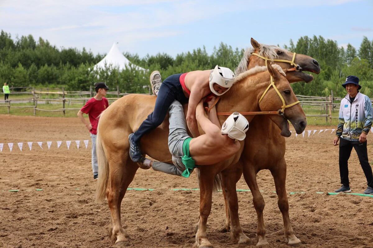 Спортсмены национальной сборной РК по аударыспаку стали лучшими на чемпионате мира в Казани