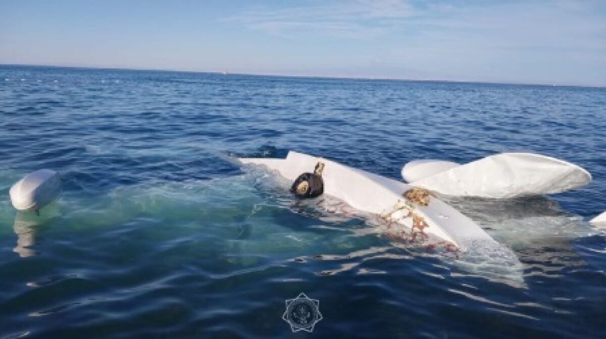 Стали известны подробности падения дельтаплана с людьми на Алаколе