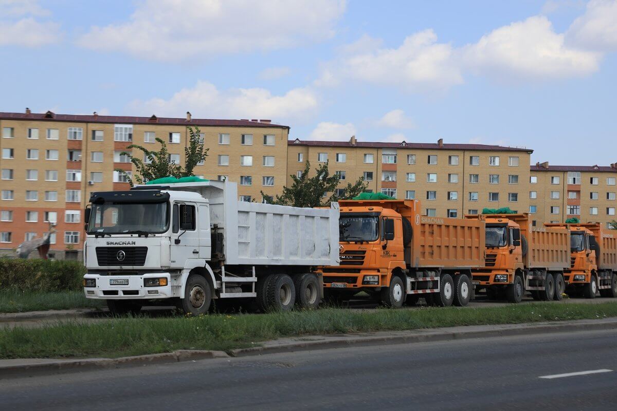 В Астане ограничат передвижение тяжеловесных грузовиков в часы пик